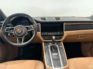 PORSCHE Macan PDK