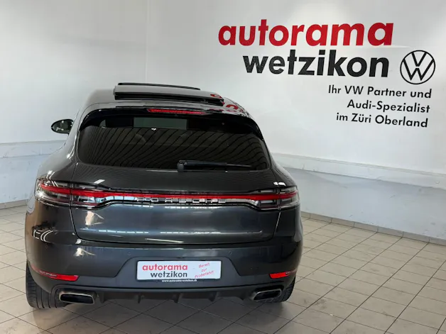 PORSCHE Macan PDK