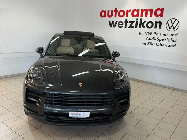 PORSCHE Macan PDK