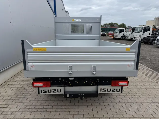 ISUZU M21 TT E MT Alukipper