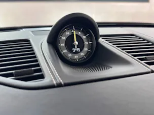 PORSCHE 911 GT3 mit Touring-Paket