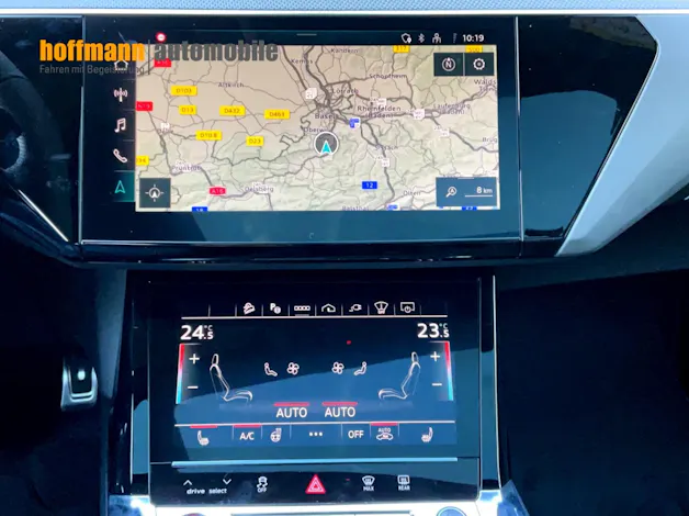 AUDI Q8 55 e-tron Black Edition quattro