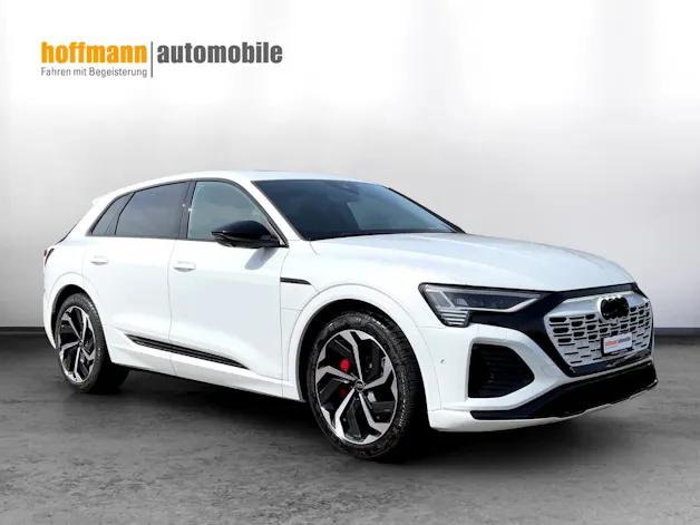 AUDI Q8 55 e-tron Black Edition quattro