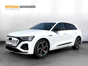 AUDI Q8 55 e-tron Black Edition quattro