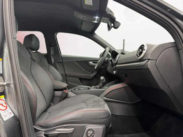 AUDI Q2 35 TFSI S line S-tronic