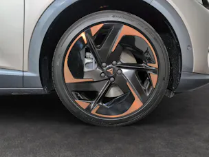 CUPRA Tavascan Type 9 77 kWh Adrenaline