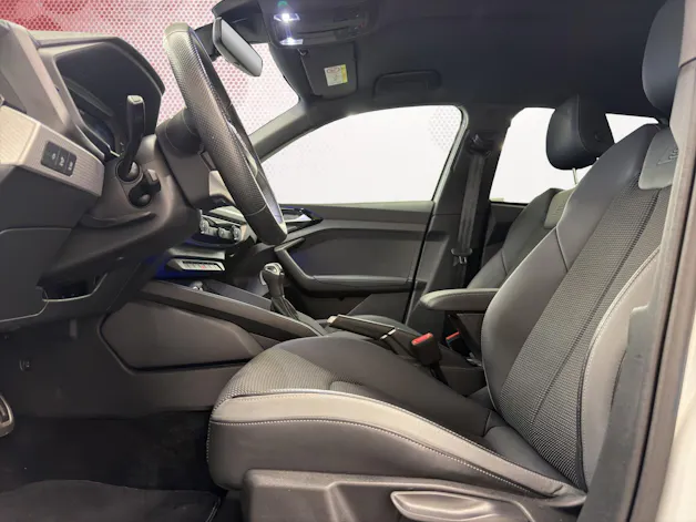 AUDI A1 Sportback 30 TFSI S Line Attraction S-tronic * CH-Fahrzeug *