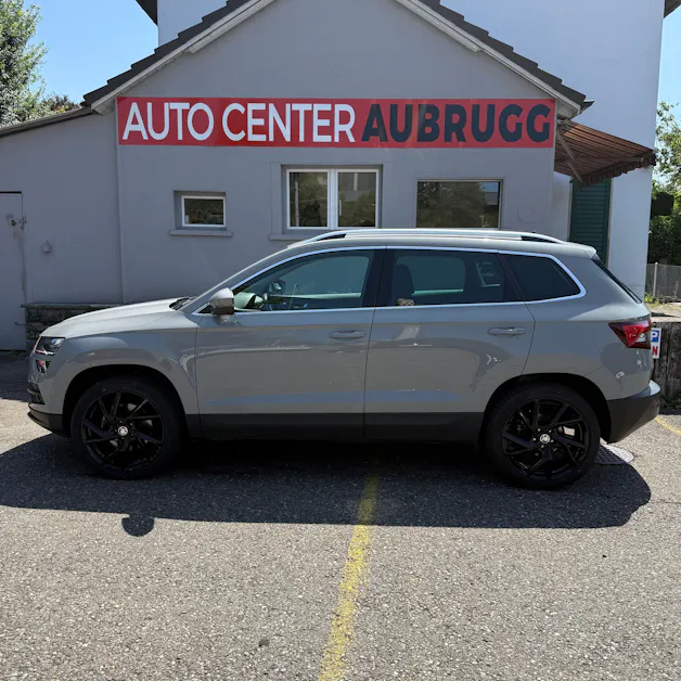 SKODA Karoq 2.0 TDI CR Style 4x4 DSG *ALCANTARA-SITZE - PANORAMA-DACH - ANHÄGERKUPPLUNG*