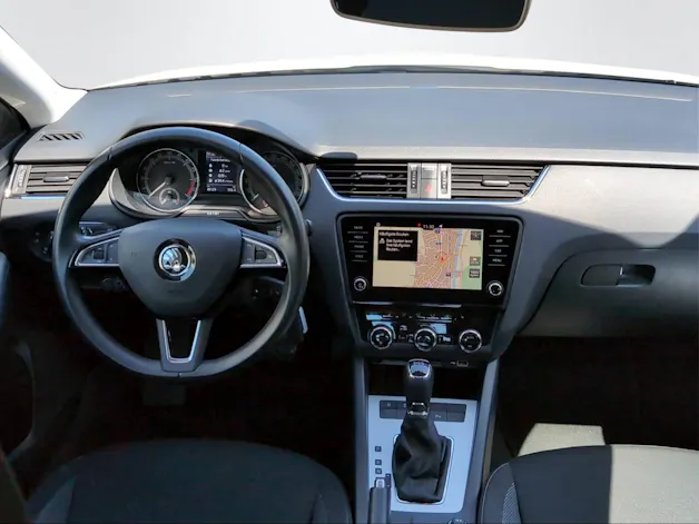 SKODA Octavia Combi 2.0 TDI 150 Ambition DSG