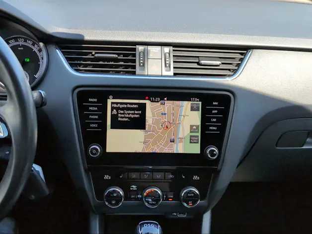 SKODA Octavia Combi 2.0 TDI 150 Ambition DSG
