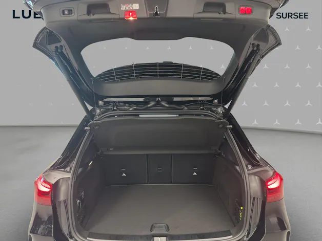 MERCEDES-BENZ GLA 200 Night Star 7G-DCT