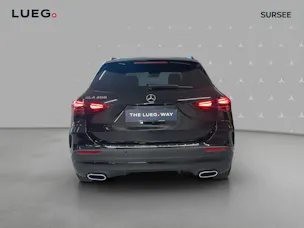 MERCEDES-BENZ GLA 200 Night Star 7G-DCT