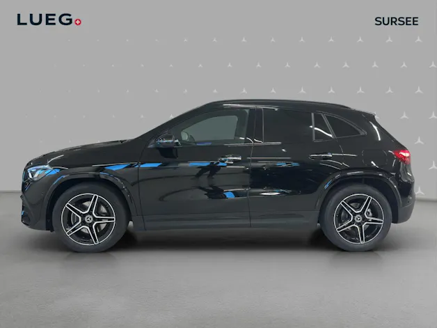 MERCEDES-BENZ GLA 200 Night Star 7G-DCT