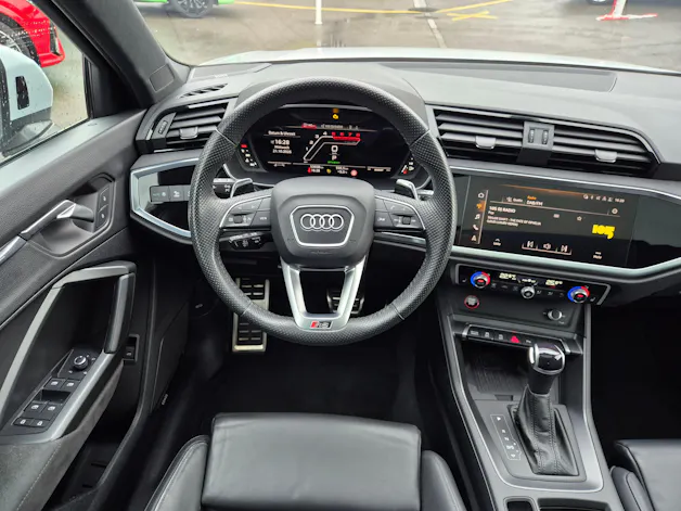 AUDI RS Q3 Sportback quattro S tronic