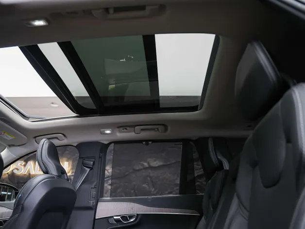 VOLVO XC90 B5 Diesel Mild Hybrid AWD Plus Bright Geartronic *7 Plätzer*Panorama*Sitzbelüftung*Lenkradheizung*360° Kamera*