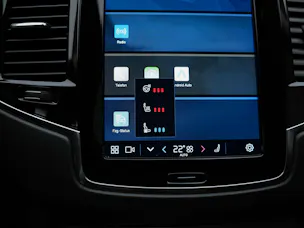 VOLVO XC90 B5 Diesel Mild Hybrid AWD Plus Bright Geartronic *7 Plätzer*Panorama*Sitzbelüftung*Lenkradheizung*360° Kamera*