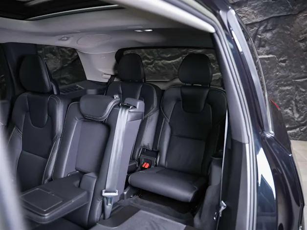 VOLVO XC90 B5 Diesel Mild Hybrid AWD Plus Bright Geartronic *7 Plätzer*Panorama*Sitzbelüftung*Lenkradheizung*360° Kamera*