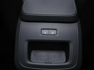 VOLVO XC90 B5 Diesel Mild Hybrid AWD Plus Bright Geartronic *7 Plätzer*Panorama*Sitzbelüftung*Lenkradheizung*360° Kamera*
