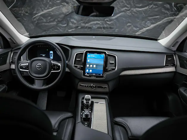 VOLVO XC90 B5 Diesel Mild Hybrid AWD Plus Bright Geartronic *7 Plätzer*Panorama*Sitzbelüftung*Lenkradheizung*360° Kamera*