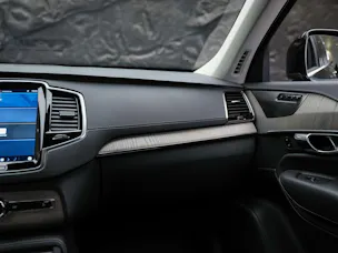 VOLVO XC90 B5 Diesel Mild Hybrid AWD Plus Bright Geartronic *7 Plätzer*Panorama*Sitzbelüftung*Lenkradheizung*360° Kamera*
