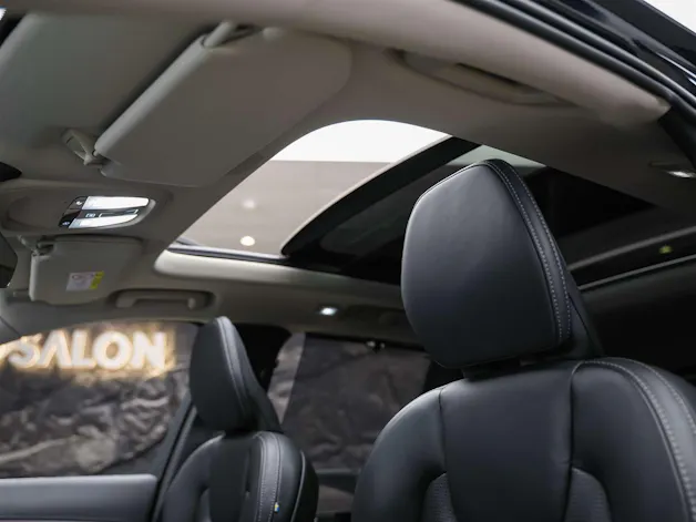 VOLVO XC90 B5 Diesel Mild Hybrid AWD Plus Bright Geartronic *7 Plätzer*Panorama*Sitzbelüftung*Lenkradheizung*360° Kamera*