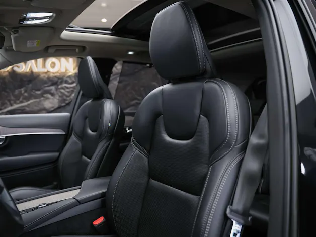 VOLVO XC90 B5 Diesel Mild Hybrid AWD Plus Bright Geartronic *7 Plätzer*Panorama*Sitzbelüftung*Lenkradheizung*360° Kamera*
