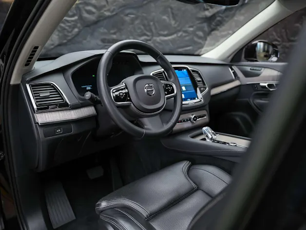 VOLVO XC90 B5 Diesel Mild Hybrid AWD Plus Bright Geartronic *7 Plätzer*Panorama*Sitzbelüftung*Lenkradheizung*360° Kamera*