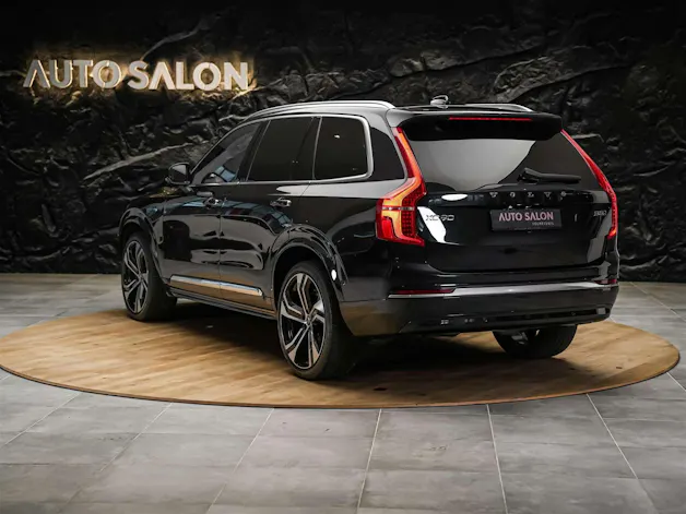 VOLVO XC90 B5 Diesel Mild Hybrid AWD Plus Bright Geartronic *7 Plätzer*Panorama*Sitzbelüftung*Lenkradheizung*360° Kamera*