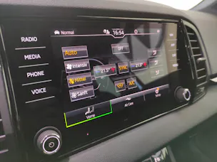 SKODA Karoq 2.0 TSI SportLine 4x4 DSG