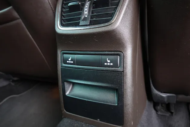 SKODA Octavia Combi 2.0 TDI 4x4 "* CH Auto * Capteurs avant/arrière * Tempomat Adaptatif * Clim Auto * Crochet attelage *"