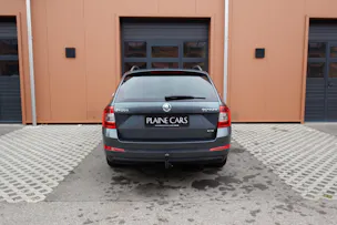 SKODA Octavia Combi 2.0 TDI 4x4 "* CH Auto * Capteurs avant/arrière * Tempomat Adaptatif * Clim Auto * Crochet attelage *"