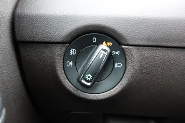 SKODA Octavia Combi 2.0 TDI 4x4 "* CH Auto * Capteurs avant/arrière * Tempomat Adaptatif * Clim Auto * Crochet attelage *"
