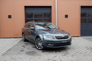 SKODA Octavia Combi 2.0 TDI 4x4 "* CH Auto * Capteurs avant/arrière * Tempomat Adaptatif * Clim Auto * Crochet attelage *"