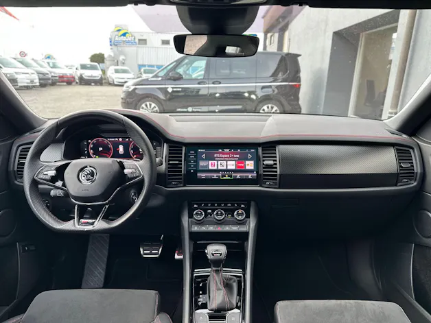 SKODA Kodiaq 2.0 TSI 4x4 RS