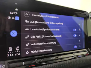 VW Golf VIII 2.0 TSI R Performance Black-Style DSG 4motion