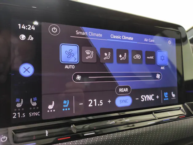 VW Golf VIII 2.0 TSI R Performance Black-Style DSG 4motion
