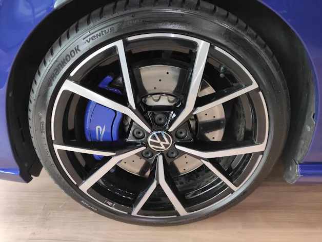 VW Golf VIII 2.0 TSI R Performance Black-Style DSG 4motion