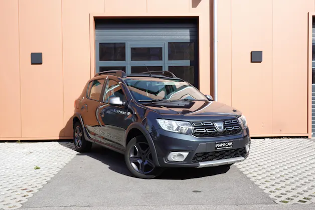 DACIA Sandero Tce 90 Stepway - "CH Auto * Tempomat * Camera de recul * GPS * 8 Roues"