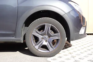 DACIA Sandero Tce 90 Stepway - "CH Auto * Tempomat * Camera de recul * GPS * 8 Roues"