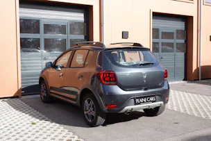 DACIA Sandero Tce 90 Stepway - "CH Auto * Tempomat * Camera de recul * GPS * 8 Roues"