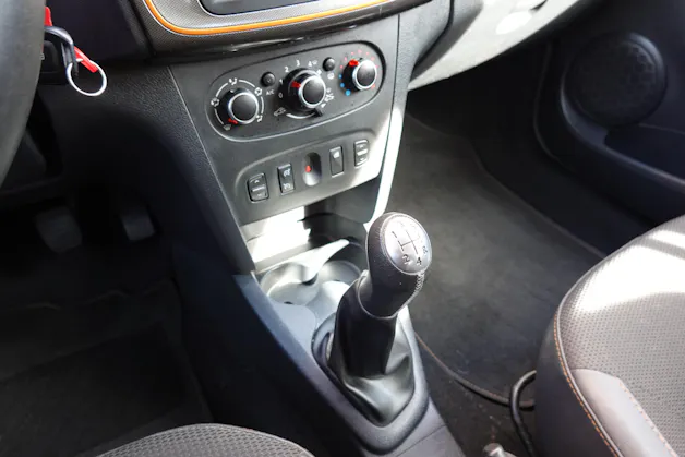 DACIA Sandero Tce 90 Stepway - "CH Auto * Tempomat * Camera de recul * GPS * 8 Roues"