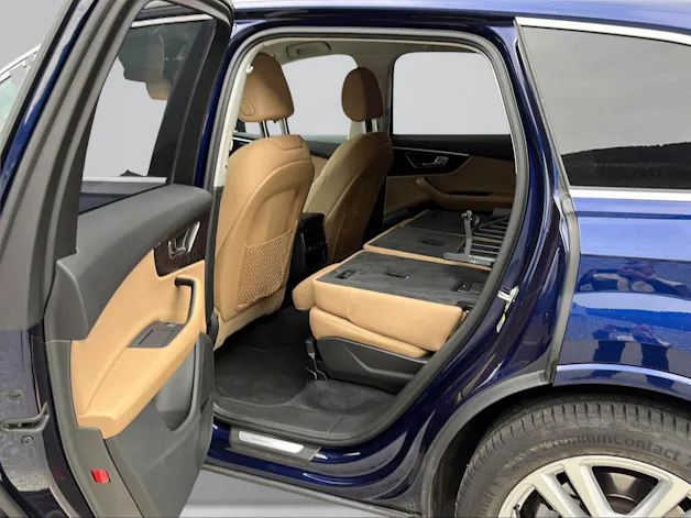AUDI Q7 55 TFSI S Line quattro tiptronic