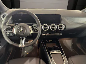 MERCEDES-BENZ GLA 250 e EQ Star 8G-DCT