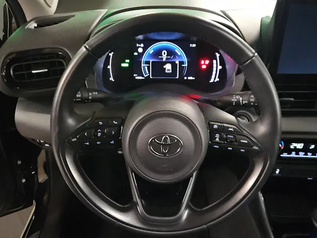Toyota Yaris 1.5 VVT-i HSD Trend