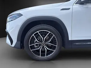 MERCEDES-BENZ EQB 300 4Matic AMG Line