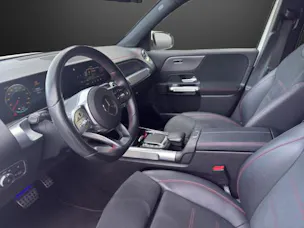 MERCEDES-BENZ EQB 300 4Matic AMG Line