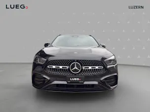 MERCEDES-BENZ GLA 200 Night Star 7G-DCT
