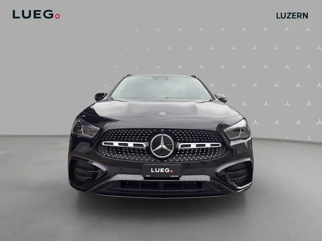 MERCEDES-BENZ GLA 200 Night Star 7G-DCT