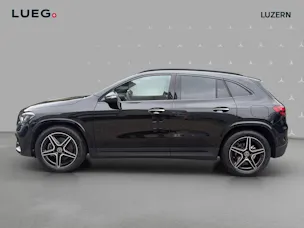 MERCEDES-BENZ GLA 200 Night Star 7G-DCT