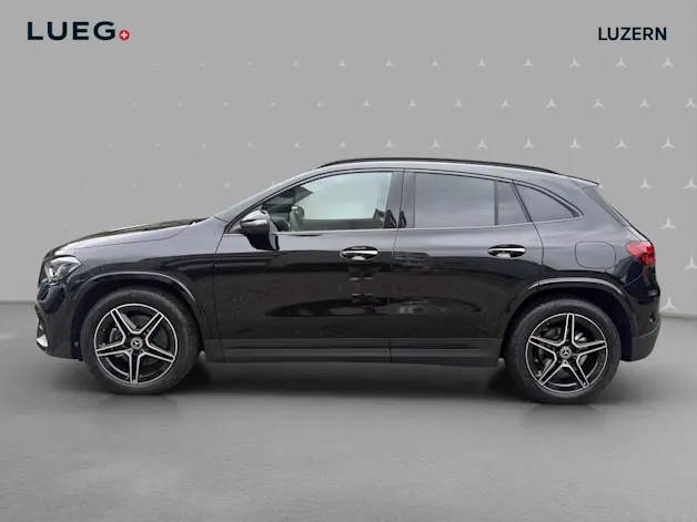MERCEDES-BENZ GLA 200 Night Star 7G-DCT